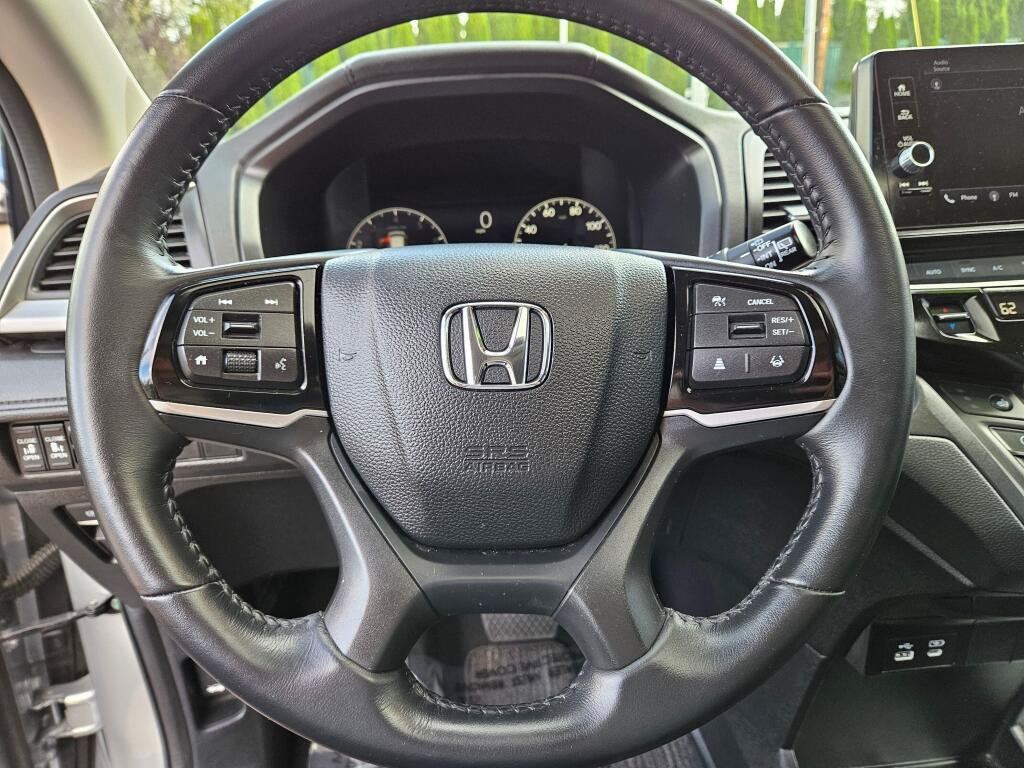 Used 2025 Honda Odyssey EX-L image 19