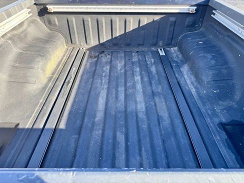 Used 2016 Nissan Frontier PRO-4X image 6