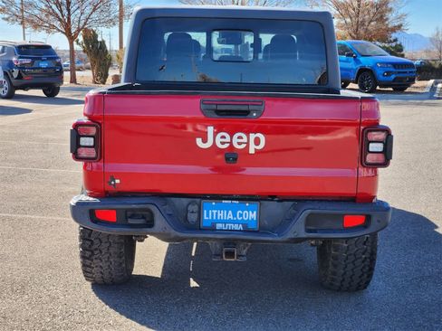 Used 2020 Jeep Gladiator Overland image 9