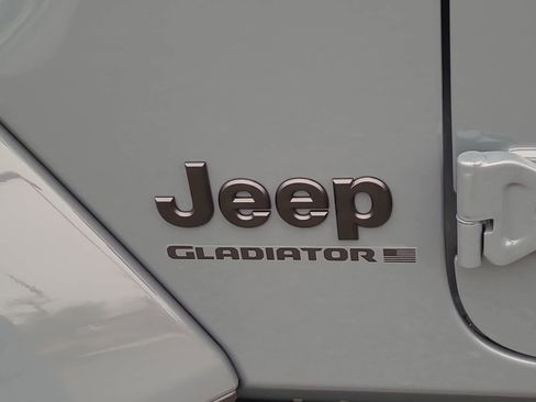 New 2026 Jeep Gladiator Sport image 15