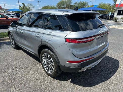 Used 2024 Lincoln Corsair Reserve w/ Equipment Group 201A FWD image 4