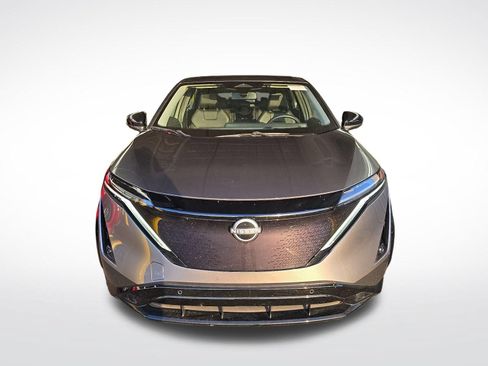 Used 2023 Nissan Ariya FWD image 6