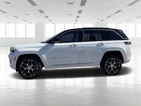 Used 2022 Jeep Grand Cherokee Summit image 5