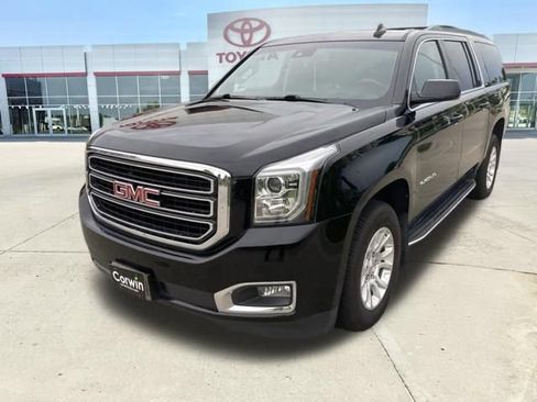 Used 2019 GMC Yukon XL SLT AWD/4WD image 14