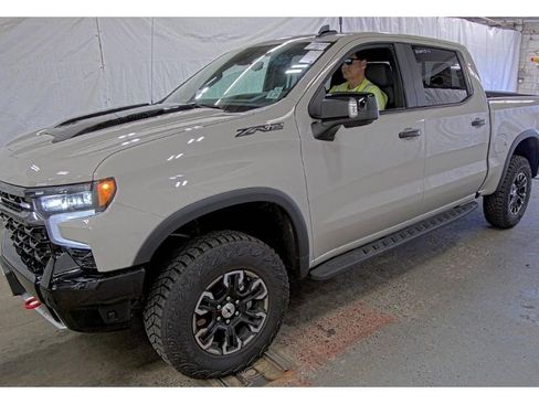 Used 2026 Chevrolet Silverado 1500 ZR2 AWD/4WD image 3