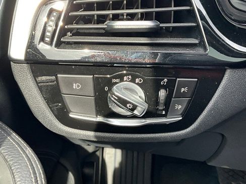 Used 2017 BMW 540i xDrive image 15