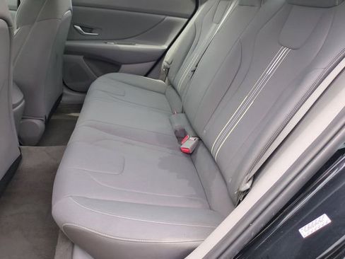 Used 2023 Hyundai Elantra SEL w/ Convenience Package FWD image 15