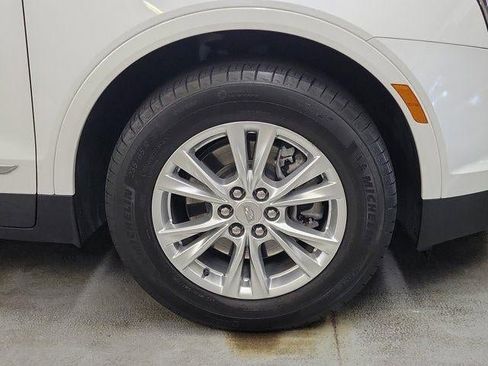 Certified 2023 Cadillac XT5 Luxury image 9