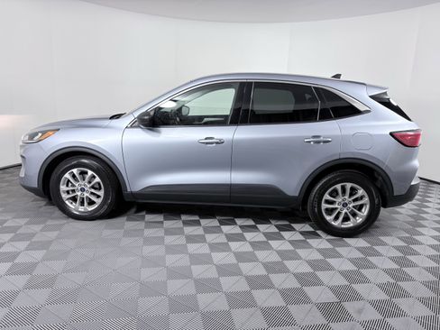 Used 2022 Ford Escape SE w/ Convenience Package image 5