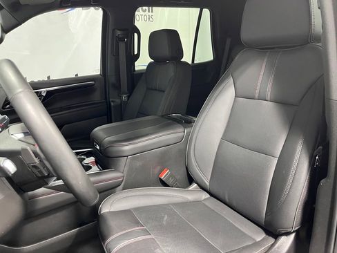 Used 2025 Chevrolet Tahoe RST w/ Comfort Package AWD/4WD image 11