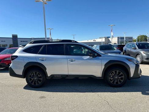 Certified 2025 Subaru Outback Onyx Edition image 14