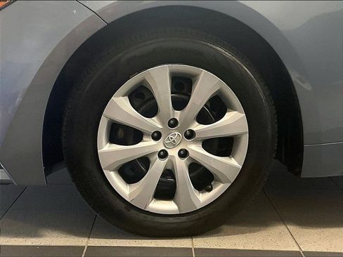 Used 2022 Toyota Corolla LE FWD image 7