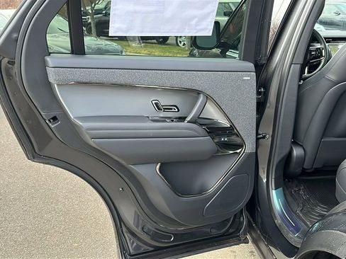 New 2025 Land Rover Range Rover Sport Dynamic SE AWD/4WD image 19