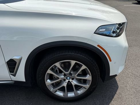 Used 2026 BMW X5 xDrive40i w/ Climate Comfort Package AWD/4WD image 10