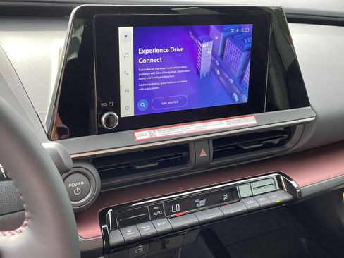 New 2025 Toyota Prius Plug-In Hybrid image 6