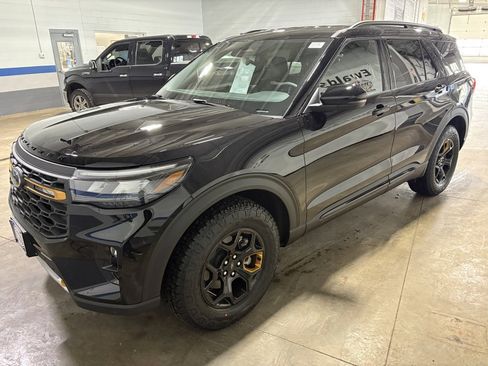 New 2026 Ford Explorer Tremor w/ Tremor Convenience Package image 4