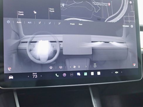 Used 2018 Tesla Model 3 Long Range image 18