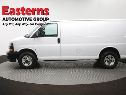Used 2021 Chevrolet Express 2500 RWD image 52