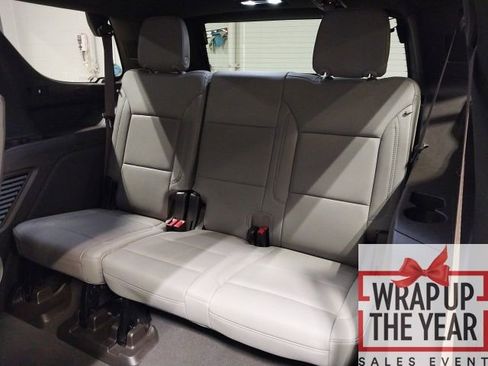 Used 2023 Chevrolet Tahoe Z71 w/ Z71 Off-Road Package image 10