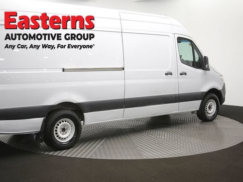 Used 2020 Mercedes-Benz Sprinter 2500 w/ Driver Convenience Package image 40