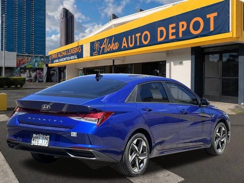 Used 2023 Hyundai Elantra SEL w/ Convenience Package FWD image 5