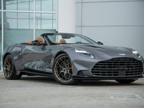 New 2026 Aston Martin Vanquish Convertible RWD image 2
