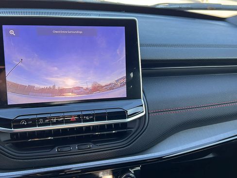 New 2026 Jeep Compass Trailhawk image 16