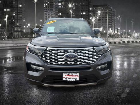 Used 2020 Ford Explorer Platinum w/ Premium Technology Package AWD/4WD image 9