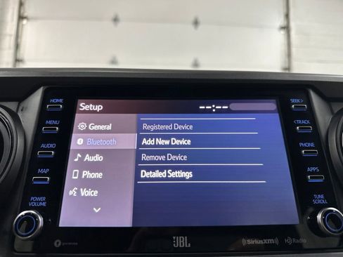 Used 2021 Toyota Tacoma TRD Off-Road w/ TRD Premium Off Road Package AWD/4WD image 31