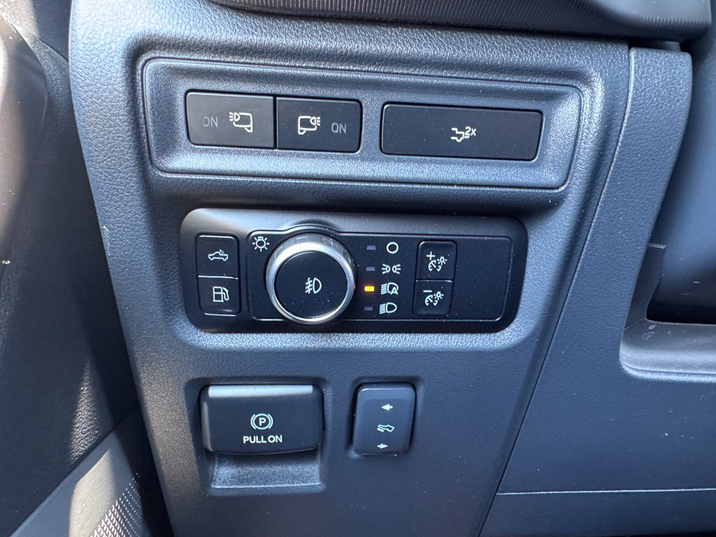 Used 2024 Ford F150 Lariat w/ Equipment Group 502A High AWD/4WD image 40