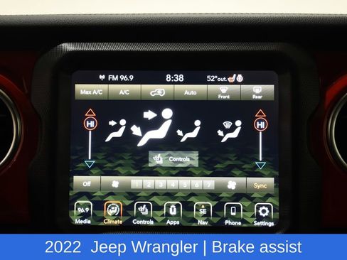 Used 2022 Jeep Wrangler Unlimited Sahara w/ Cold Weather Group image 17