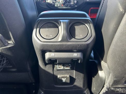 Used 2018 Jeep Wrangler Unlimited Rubicon w/ Steel Bumper Group AWD/4WD image 26