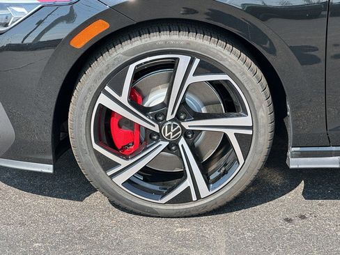 New 2025 Volkswagen GTI SE image 6