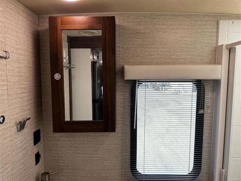 Used 2019 Mercedes-Benz Sprinter 170 image 26
