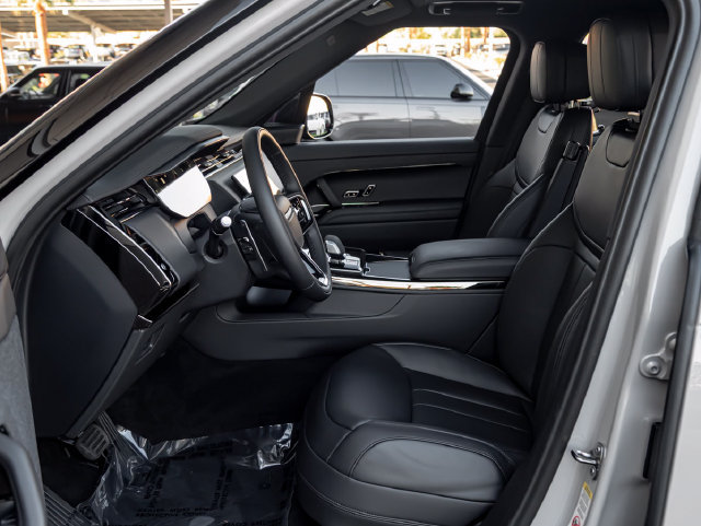Certified 2026 Land Rover Range Rover Sport SE AWD/4WD image 14