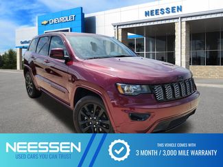 Used 2021 Jeep Grand Cherokee Laredo X image 1