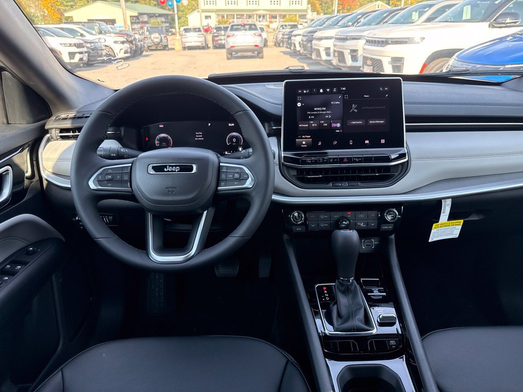 New 2026 Jeep Compass Limited AWD/4WD image 19