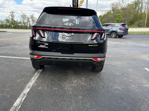 Used 2022 Hyundai Tucson Blue AWD/4WD image 6