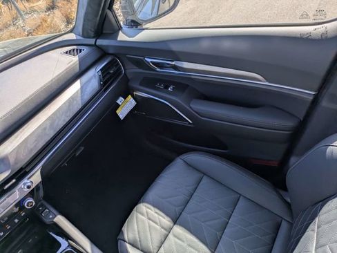 New 2025 Kia Telluride SX Prestige X-Line AWD/4WD image 16