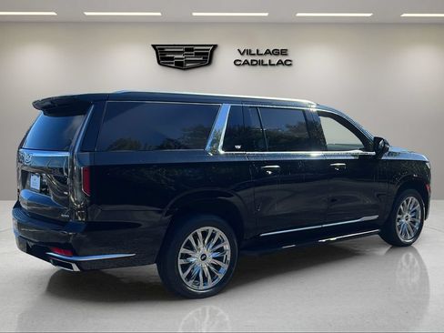 Certified 2024 Cadillac Escalade ESV Premium Luxury w/ LPO, Floor Liner Package AWD/4WD image 5