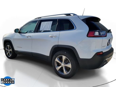 Used 2019 Jeep Cherokee Limited w/ Technology Group AWD/4WD image 3