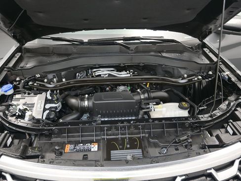 Used 2025 Ford Explorer Platinum w/ Ultimate Package image 12