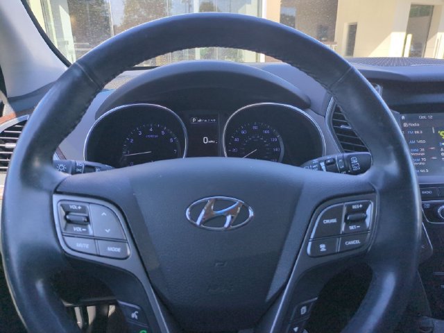 Used 2019 Hyundai Santa Fe XL FWD image 15