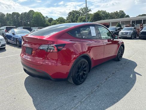 Used 2021 Tesla Model Y Long Range AWD/4WD image 5
