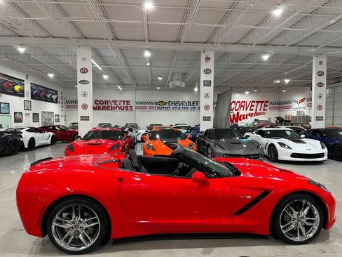 Used 2018 Chevrolet Corvette Stingray Convertible w/ 3LT Preferred Equipment Group RWD image 6