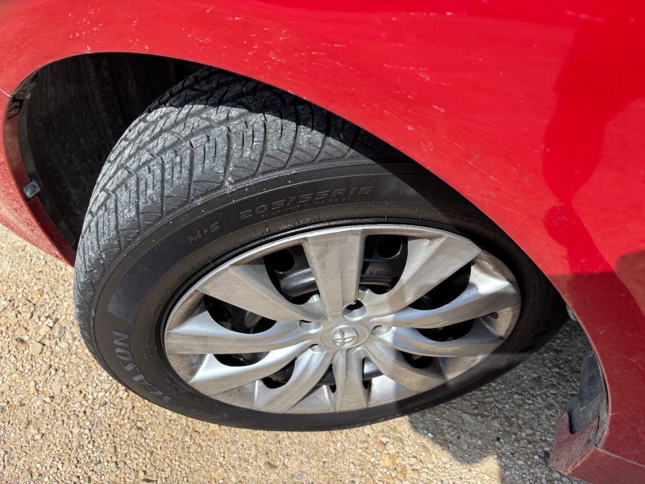 Used 2012 Toyota Corolla LE FWD image 4