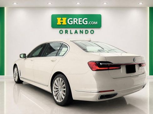 Used 2020 BMW 740i RWD image 2