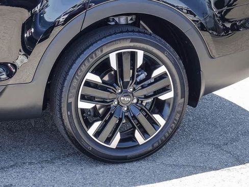 Certified 2024 Kia Telluride SX AWD/4WD image 10