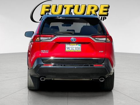 Used 2024 Toyota RAV4 XSE w/ Premium Package AWD/4WD image 4