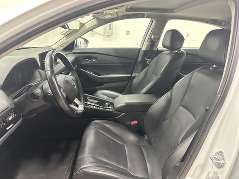 Used 2023 Honda Accord Touring image 16